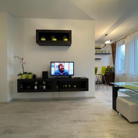 Vip Apartment Красков Екстериор снимка